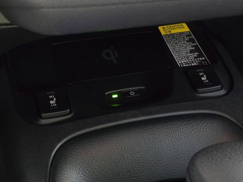 Used 2024 Toyota Corolla XSE FWD image 31
