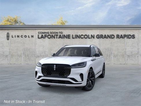 New 2026 Lincoln Aviator Black Label w/ Jet Appearance Package image 2