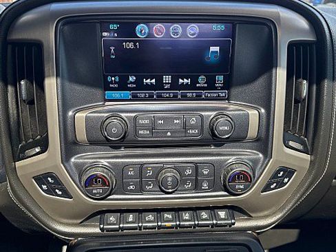 Used 2019 GMC Sierra 2500 Denali AWD/4WD image 12