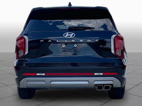 Used 2023 Hyundai Palisade SEL FWD image 5