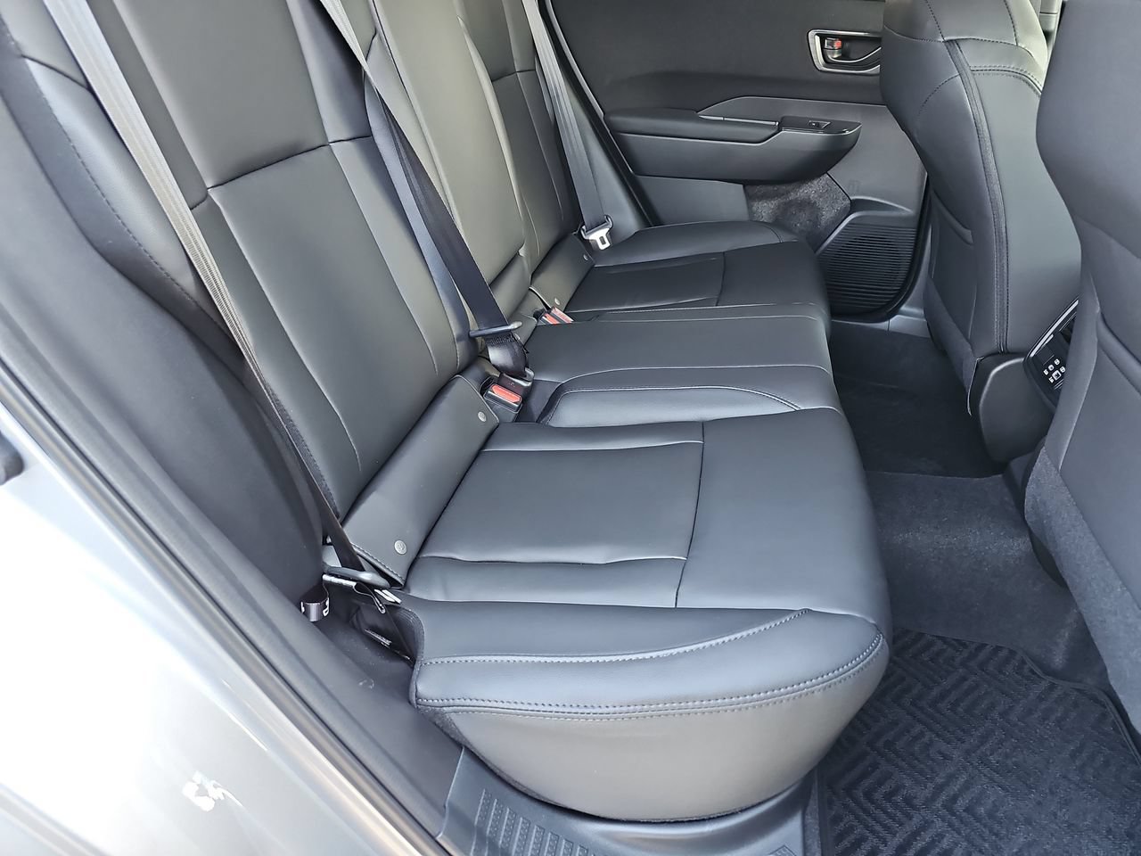 New 2026 Subaru Outback Limited AWD/4WD image 14