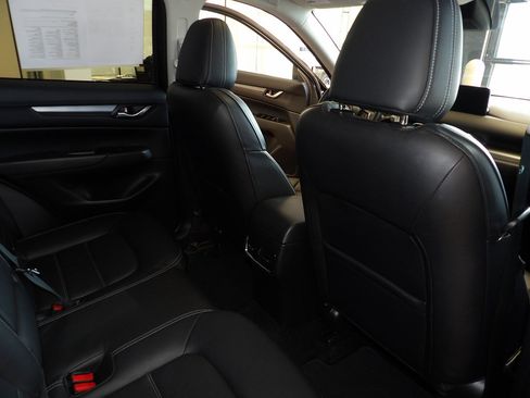Certified 2025 MAZDA CX-5 AWD 2.5 S w/ Preferred Package image 17