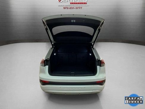 Used 2024 Audi Q4 e-tron Premium Plus image 10
