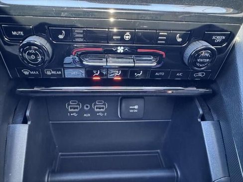 New 2025 Jeep Grand Cherokee Limited image 54