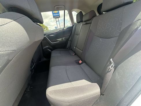 Used 2024 Toyota RAV4 XLE FWD image 19