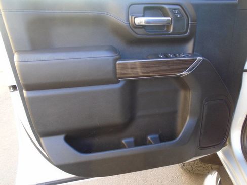 Used 2020 Chevrolet Silverado 2500 LT w/ All Star Edition image 36