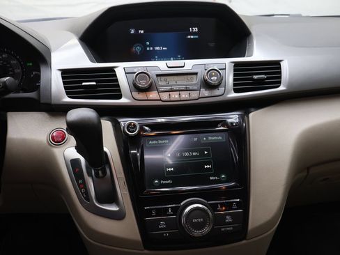 Used 2017 Honda Odyssey EX-L image 23