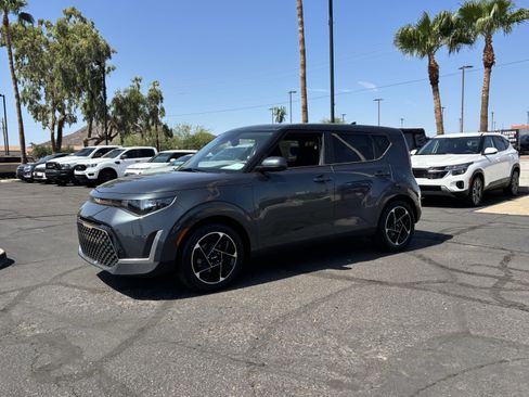 Certified 2023 Kia Soul EX FWD image 6