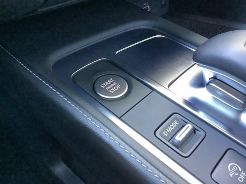 Used 2022 INFINITI QX60 Sensory w/ Cargo Package AWD/4WD image 17
