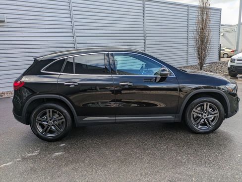 New 2025 Mercedes-Benz GLA 250 4MATIC image 2