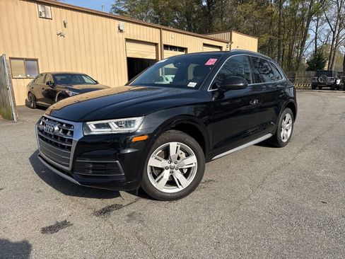 Used 2019 Audi Q5 2.0T Premium Plus w/ Premium Plus Package image 1