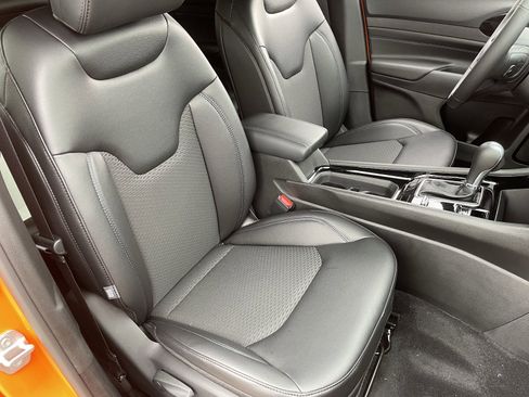 New 2026 Jeep Compass Latitude AWD/4WD image 7