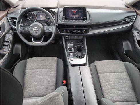 Used 2023 Nissan Rogue SV FWD image 32