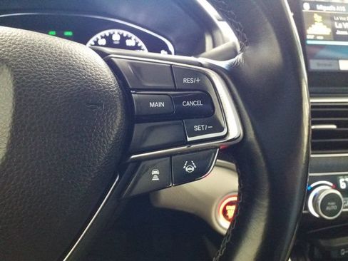 Used 2018 Honda Accord EX-L image 5
