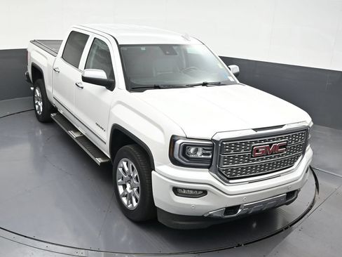 Used 2017 GMC Sierra 1500 Denali RWD image 21