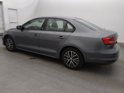 Used 2018 Volkswagen Jetta Wolfsburg Edition FWD image 3