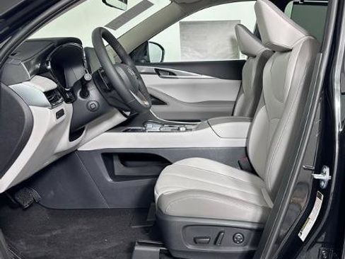 Certified 2026 INFINITI QX60 Luxe w/ Cargo Package image 14