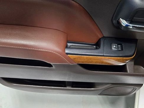 Used 2017 Chevrolet Silverado 1500 High Country image 19