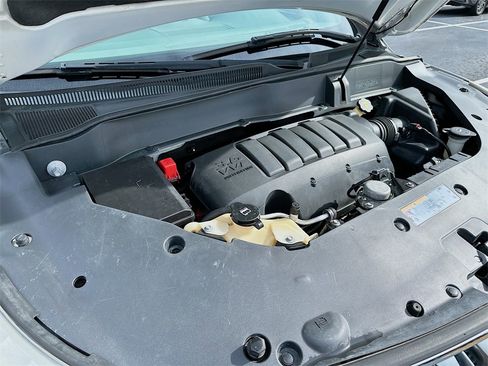 Used 2014 Buick Enclave Leather image 26