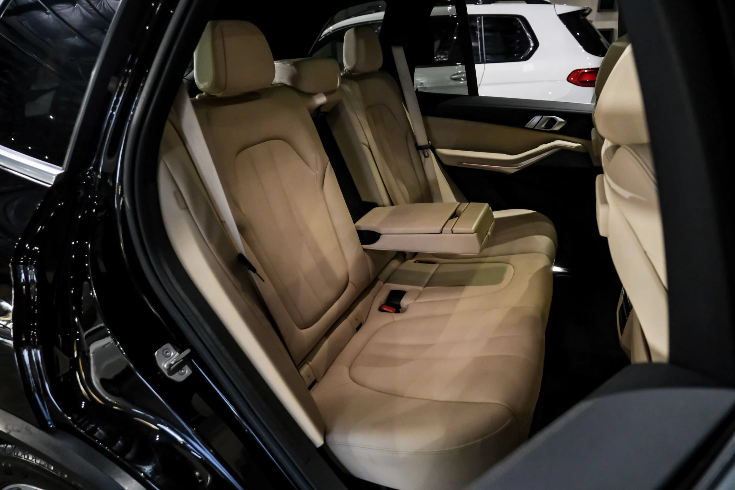 Used 2019 BMW X5 xDrive40i w/ Convenience Package AWD/4WD image 30