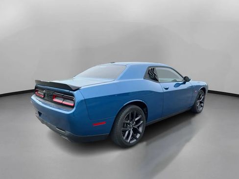 Used 2021 Dodge Challenger SXT w/ Blacktop Package RWD image 9