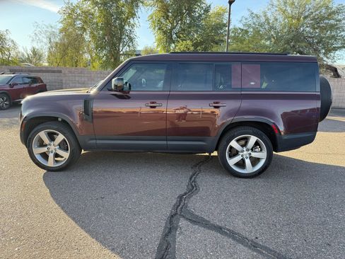 Used 2023 Land Rover Defender 130 First Edition image 8