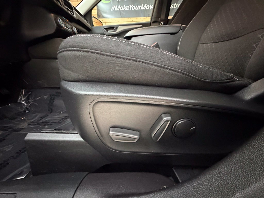Used 2023 Ford Escape Active AWD/4WD image 25