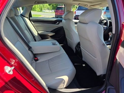 Used 2022 Honda Accord EX-L image 22