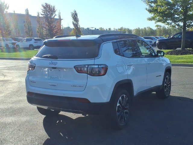 Certified 2024 Jeep Compass Limited AWD/4WD image 4
