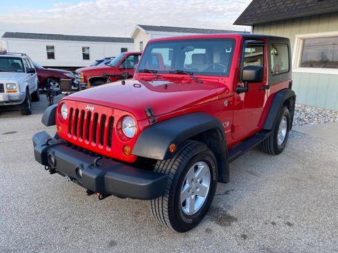 Used 2008 Jeep Wrangler X image 2