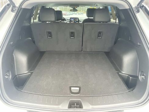 Used 2023 Chevrolet Blazer LT image 11