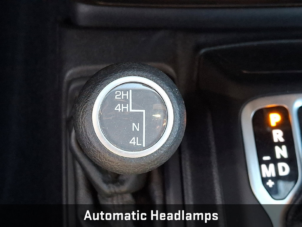 Used 2018 Jeep Wrangler Unlimited Sport S AWD/4WD image 33