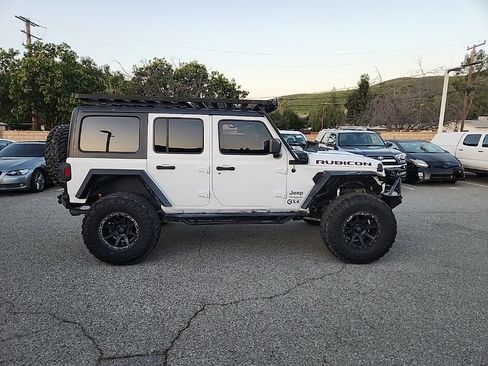 Used 2019 Jeep Wrangler Unlimited Rubicon image 6