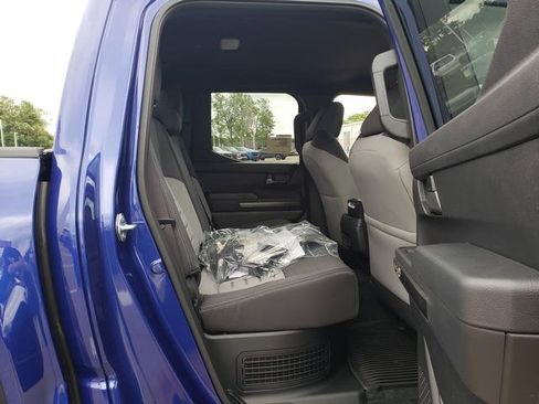 New 2025 Toyota Tacoma TRD Off-Road image 12