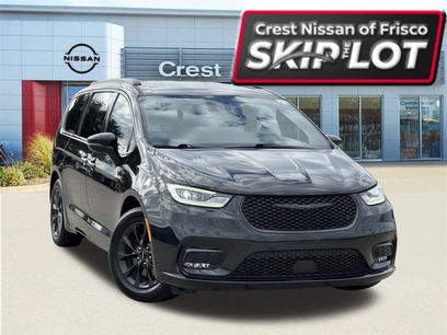 Used 2021 Chrysler Pacifica Touring w/ S Appearance Package