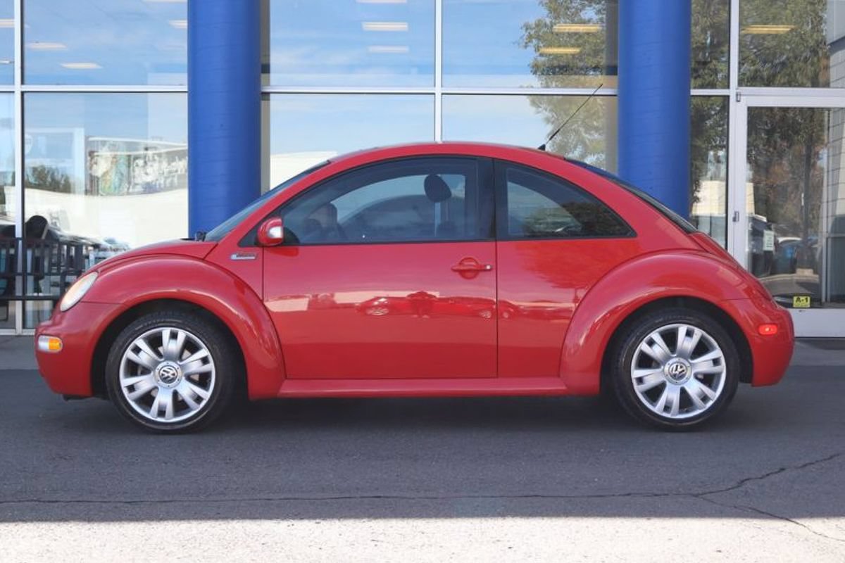Used 2003 Volkswagen Beetle GLS FWD image 2