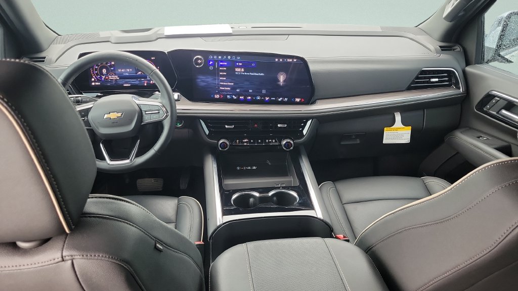 Used 2025 Chevrolet Tahoe Premier RWD image 10
