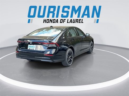 New 2025 Honda Accord SE image 8