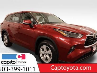 Certified 2022 Toyota Highlander LE