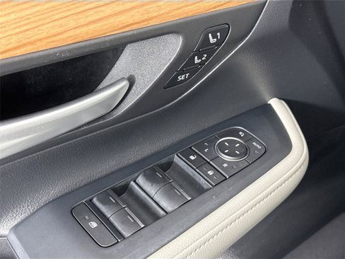 Certified 2024 Toyota Grand Highlander AWD image 29