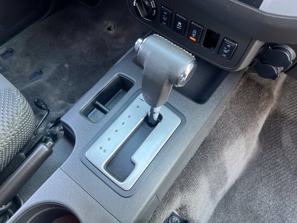 Used 2016 Nissan Frontier PRO-4X AWD/4WD image 14