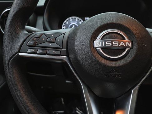 Used 2024 Nissan Kicks SV FWD image 18