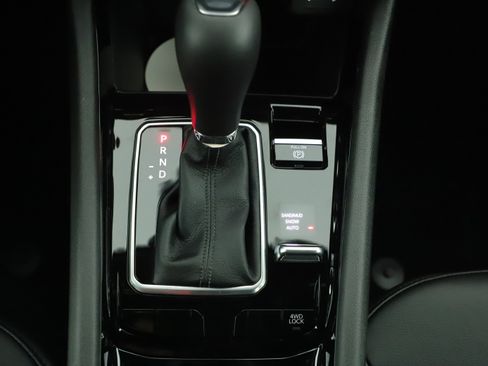 New 2026 Jeep Compass Latitude image 7