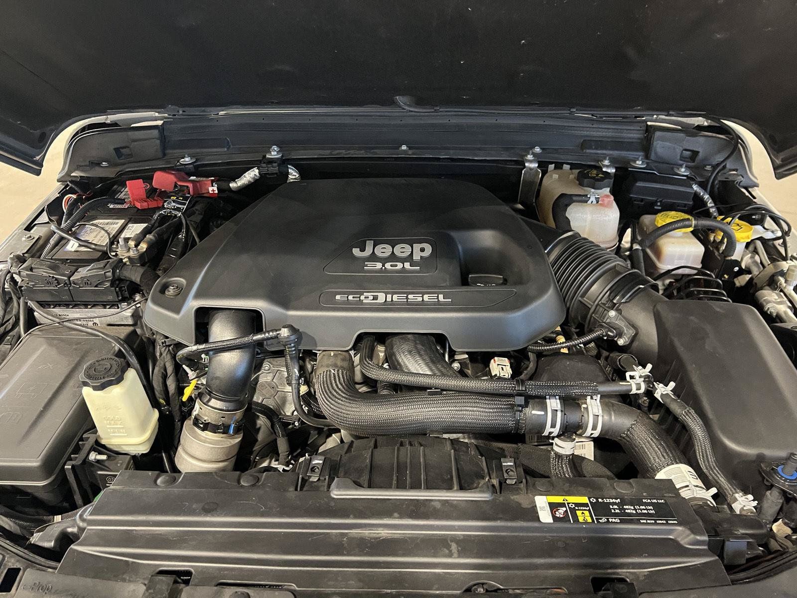 Used 2020 Jeep Wrangler Unlimited Rubicon AWD/4WD image 46
