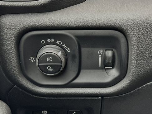 New 2025 RAM 1500 Big Horn AWD/4WD image 30