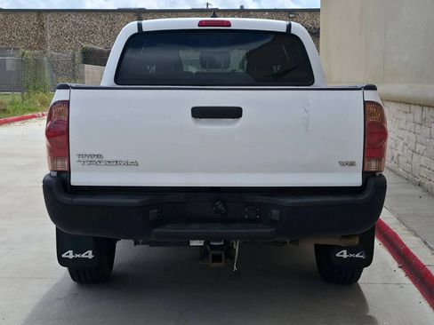 Used 2012 Toyota Tacoma 4x4 Double Cab image 4