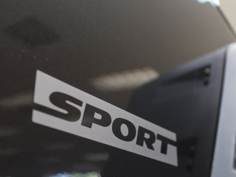 Used 2018 Jeep Wrangler Unlimited Sport S image 12