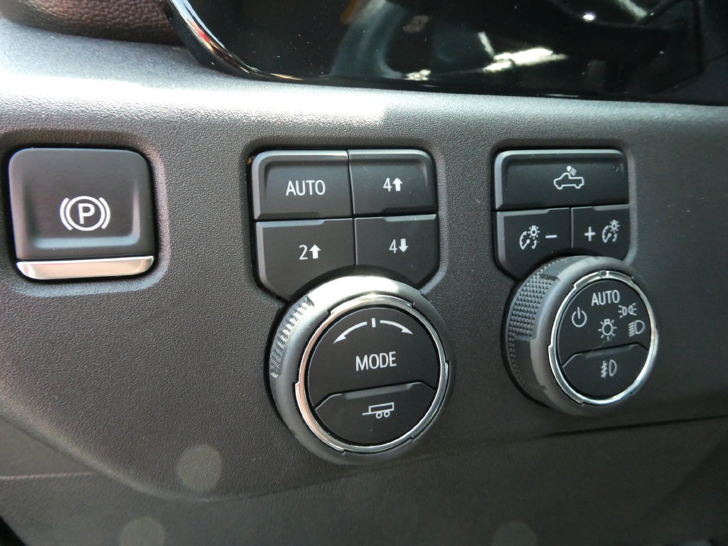 Certified 2025 Chevrolet Silverado 1500 RST w/ All Star Edition Plus AWD/4WD image 27