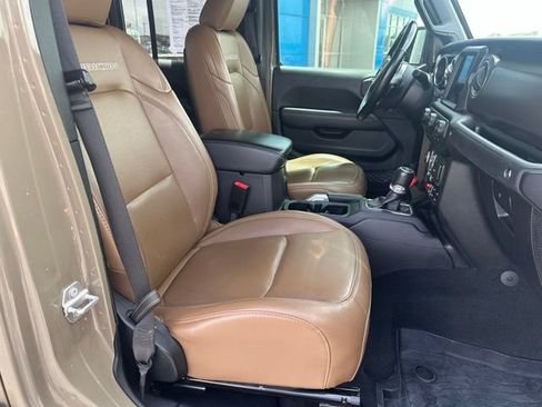 Used 2020 Jeep Gladiator Rubicon AWD/4WD image 21