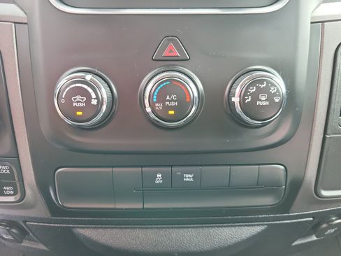 Used 2016 RAM 1500 Express image 11